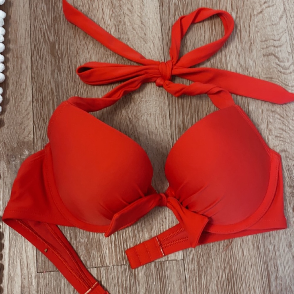 victoria’s secret red push-up bikini top